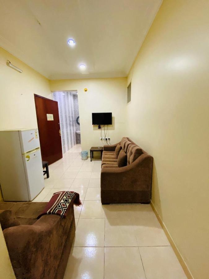 الشهد للوحدات السكنية المفروشة Khamis Mushait Bagian luar foto