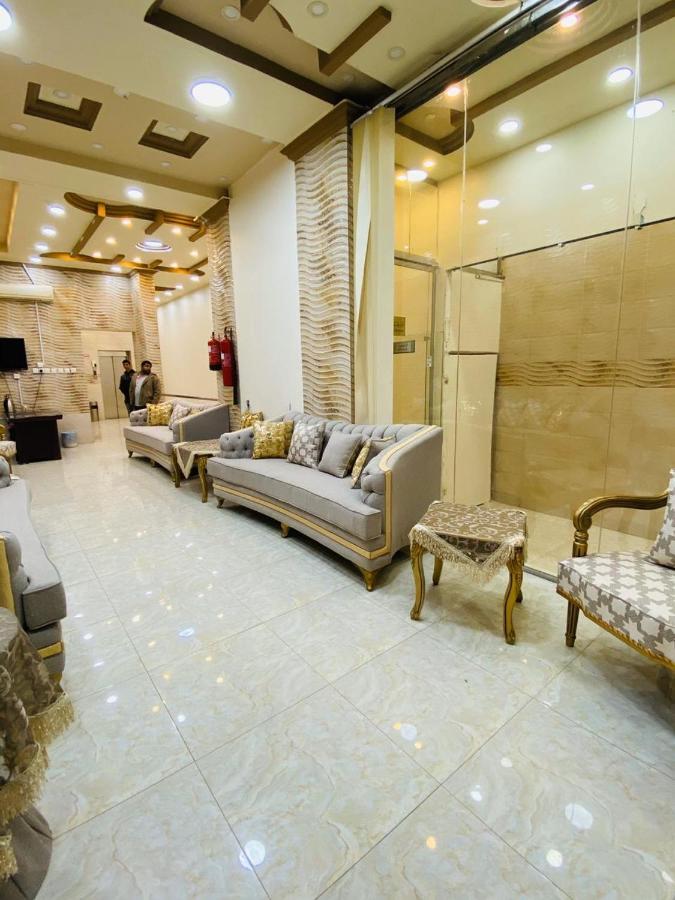 الشهد للوحدات السكنية المفروشة Khamis Mushait Bagian luar foto